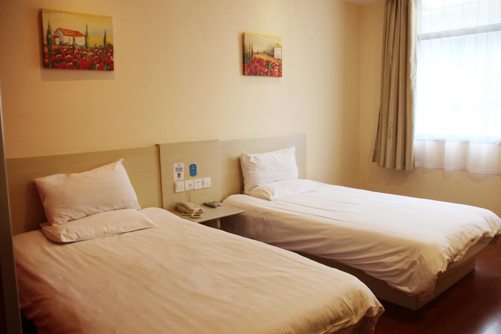Hanting Express Xinyu Xianlai Avenue Quarto foto